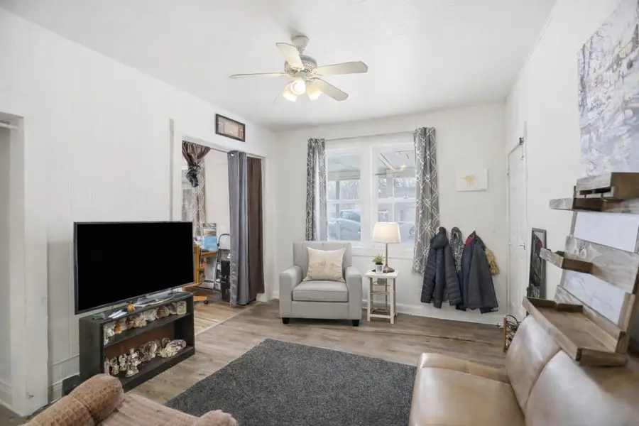 211 Pershing Avenue N, New Prague, MN 56071 - #2