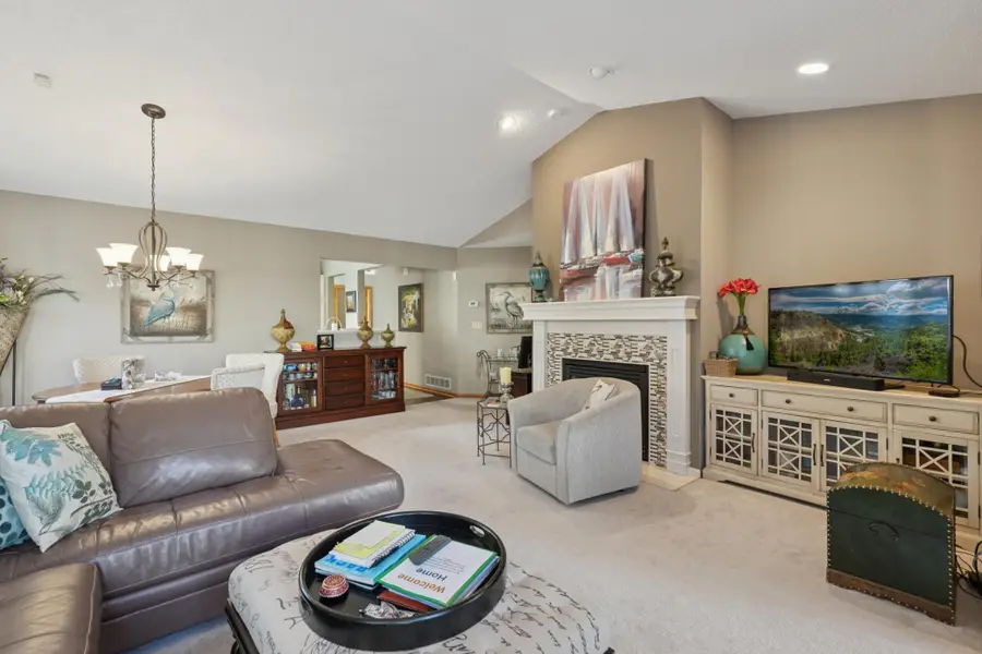 1602 Wexford Way, Woodbury, MN 55125 - Image #3