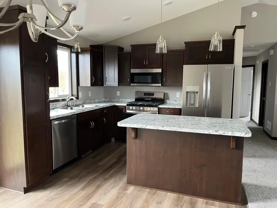 22840 Silver Avenue, Saint Augusta, MN 56301 - Image #2