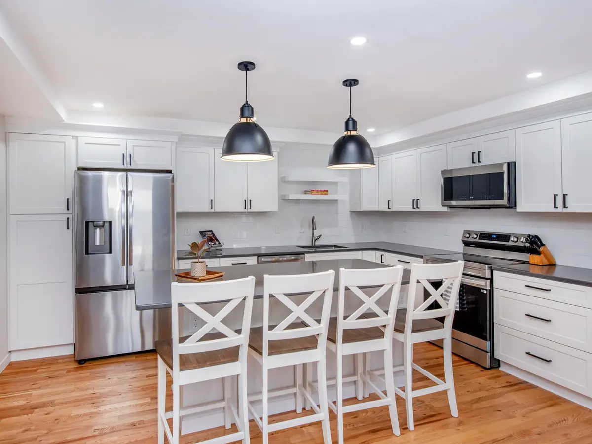 1216 Trailwood S, Hopkins, MN 55343 - #1