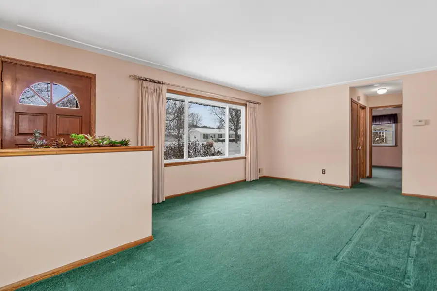 3012 Aquila Avenue N, Crystal, MN 55427 - Image #3