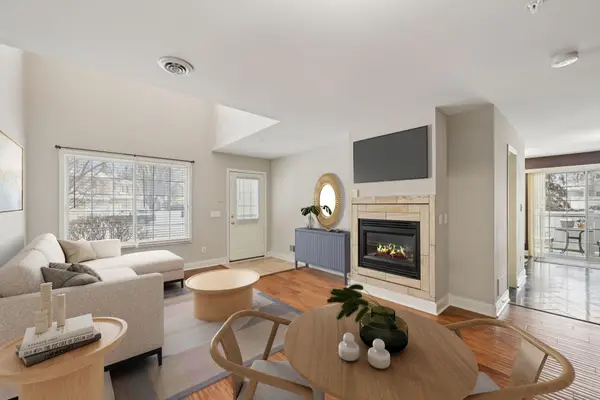 8909 Peep O Day Trail, Eden Prairie, MN 55347