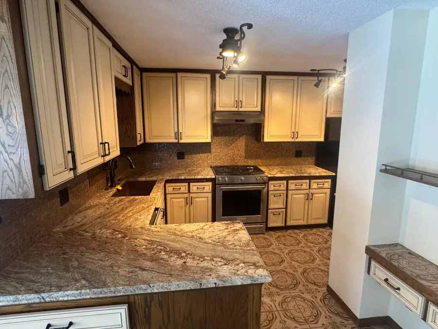 5564 E Danube Road, Fridley, MN 55432 - Image #2