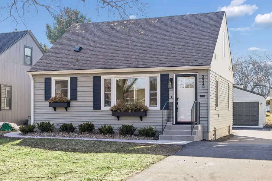 2520 Lynn Avenue S, Saint Louis Park, MN 55416 - #2