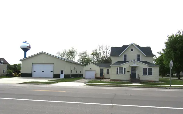 421 8th Avenue, Madison, MN 56256