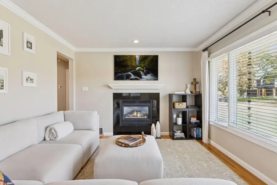 5840 Abbott Avenue S, Edina, MN 55410 - Image #3