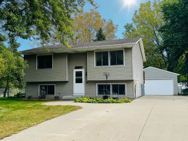 5040 Woodcrest Road, White Bear Lake, MN 55110