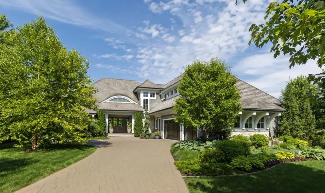 1595 Locust Hills Circle, Wayzata, MN 55391 - Image #1