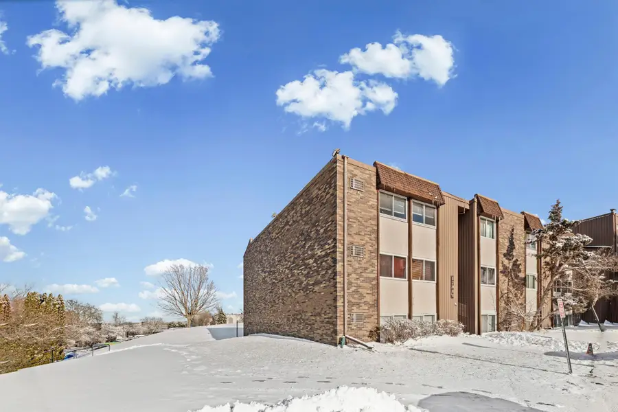 12964 Nicollet Avenue #301, Burnsville, MN 55337 - Image #3