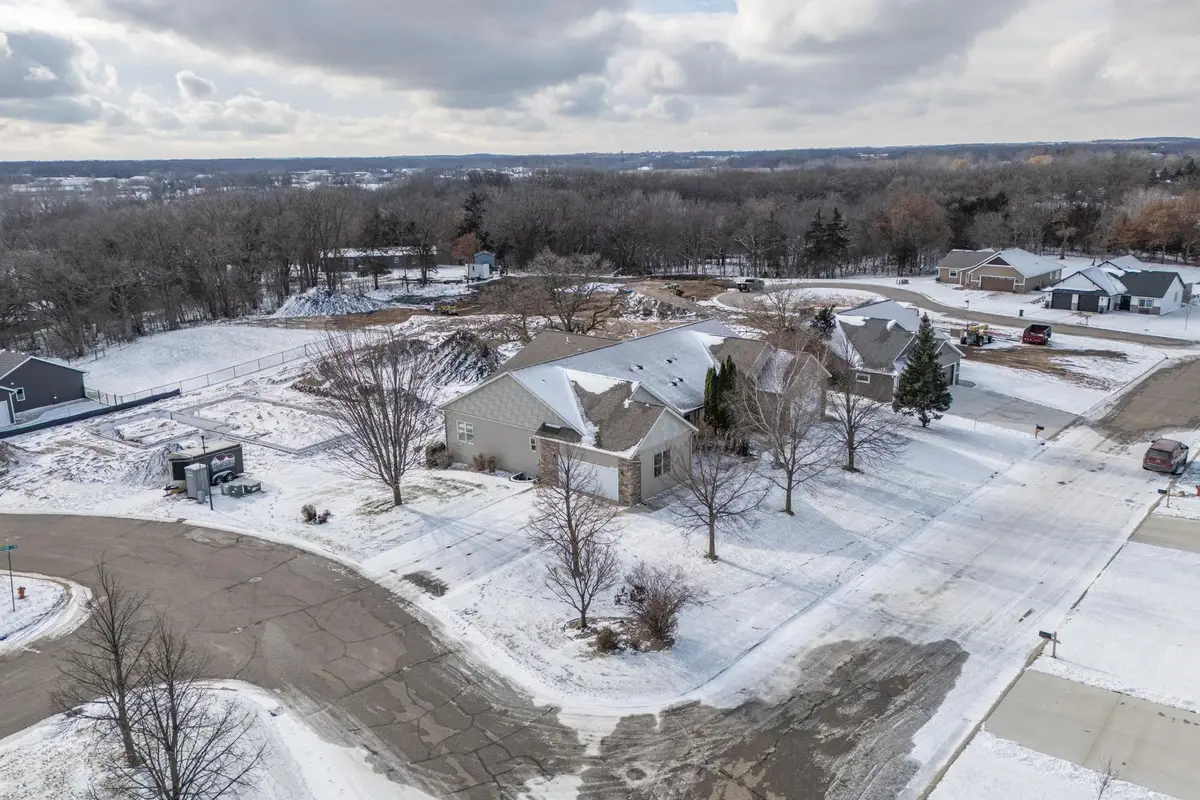 126 Acorn Avenue Nw, New London, MN 56273 - Image #1