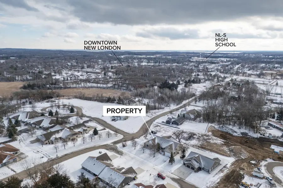 126 Acorn Avenue Nw, New London, MN 56273 - Image #2