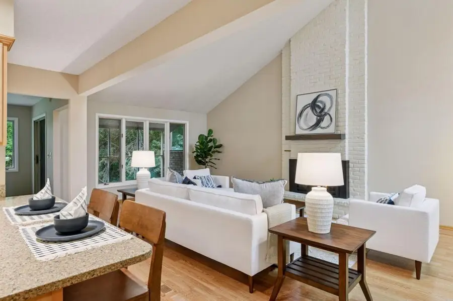 5700 Duncan Lane, Edina, MN 55436 - Image #3