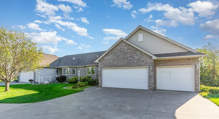 912 Aurora Circle, Red Wing, MN 55066 - Image #2