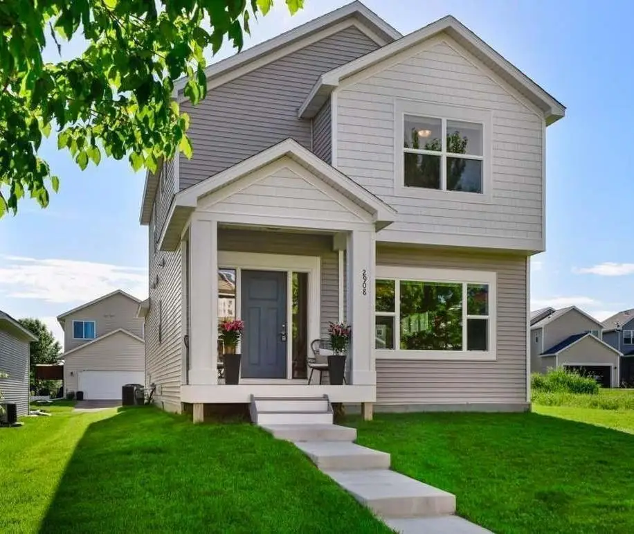 2908 Mark Twain Drive, Chaska, MN 55318 - Image #1