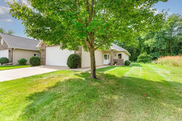 1822 Bohmbach Drive, Red Wing, MN 55066