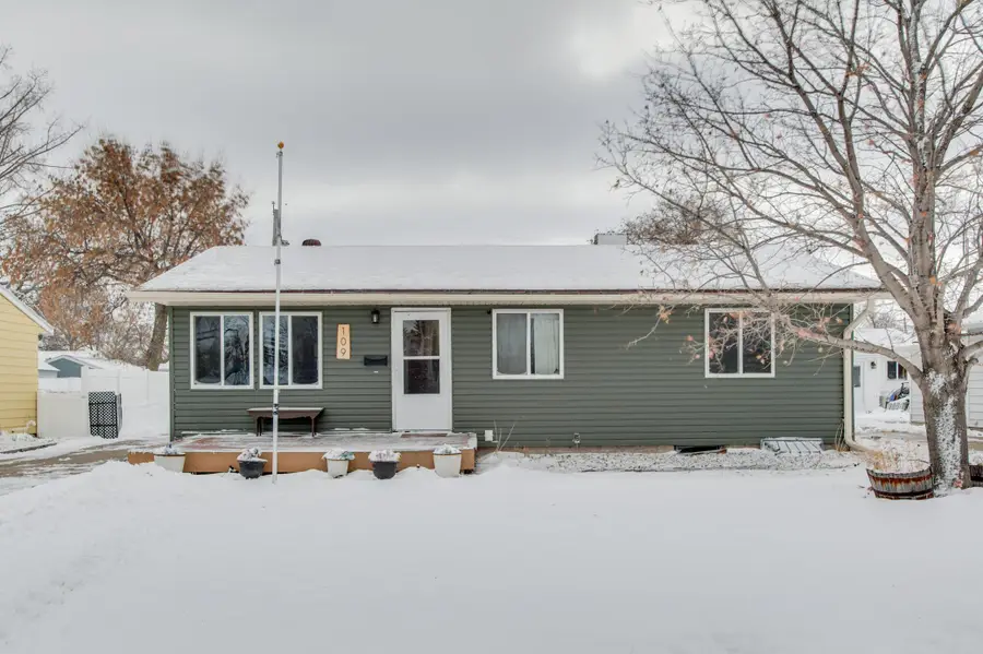 109 7th Avenue E, West Fargo, ND 58078 - Image #2