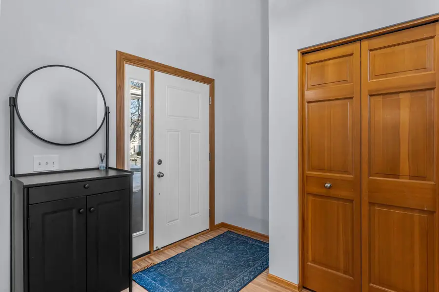 824 Winterberry Drive, Woodbury, MN 55125 - Image #3