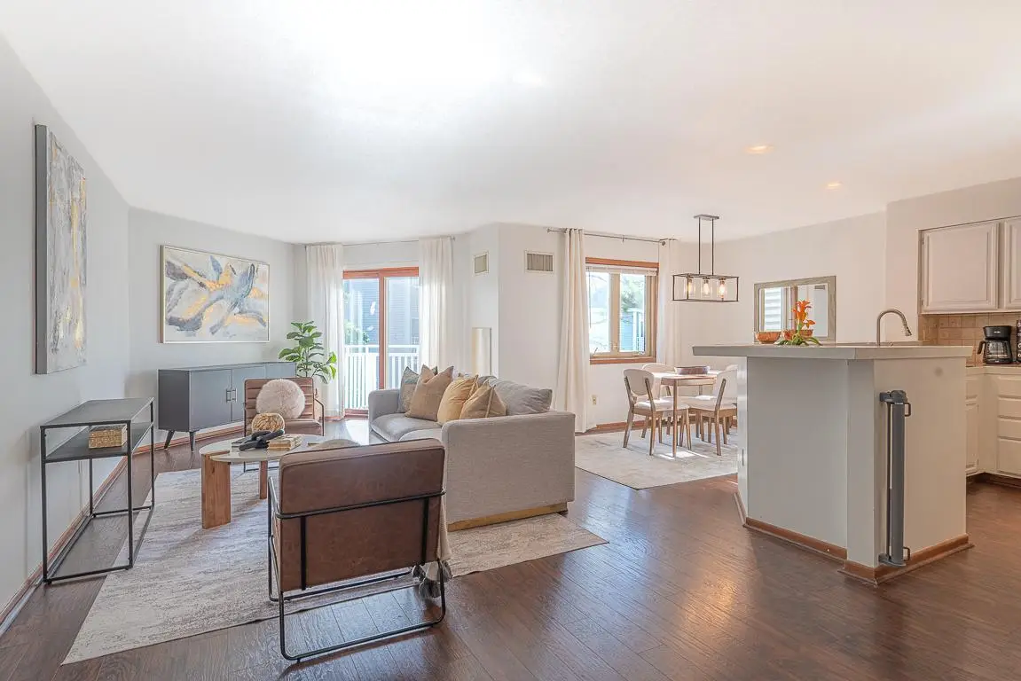 1372 Carling Drive #208, Saint Paul, MN 55108 - Image #1