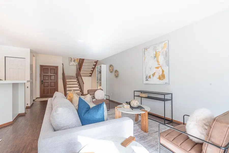 1372 Carling Drive #208, Saint Paul, MN 55108 - Image #2