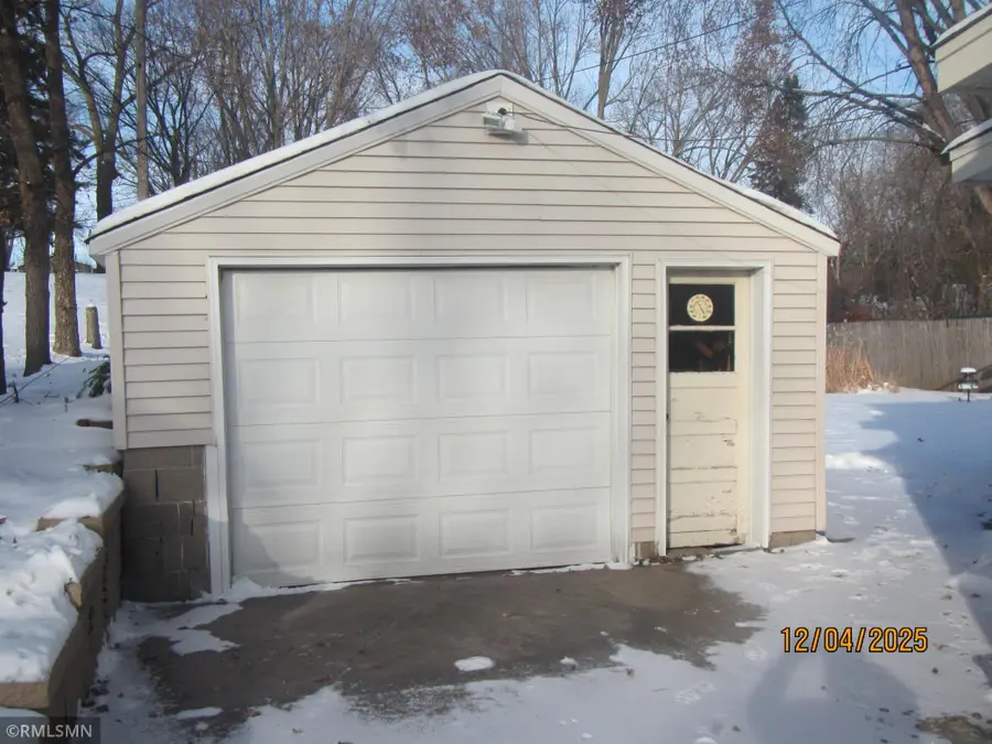 2061 Arlington Avenue E, Saint Paul, MN 55119 - Image #2