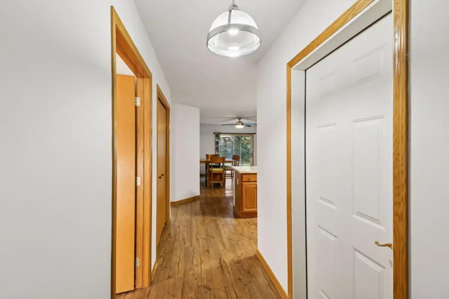 698 Monn Avenue, Vadnais Heights, MN 55127 - Image #3