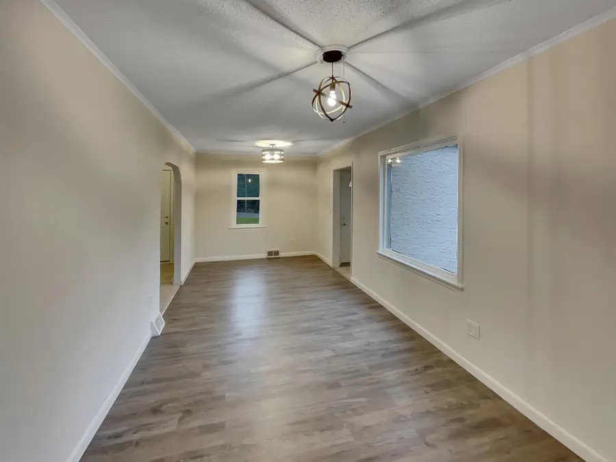 2022 English Street, Maplewood, MN 55109 - Image #3