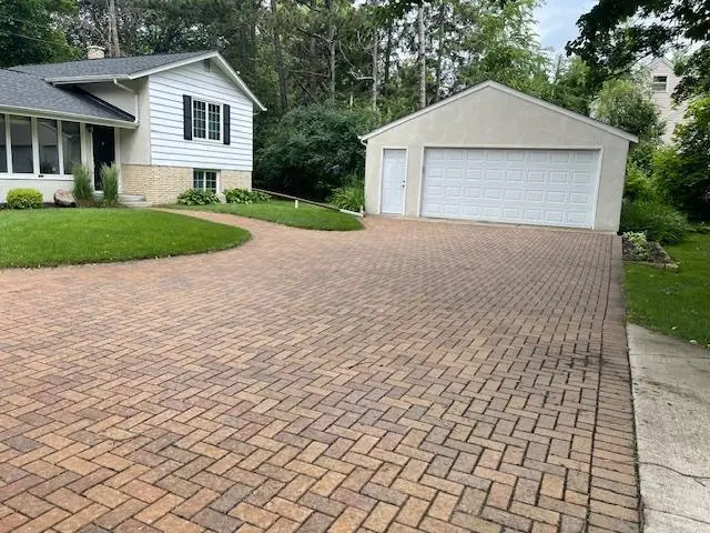 935 Century Avenue N, Maplewood, MN 55119 - #3