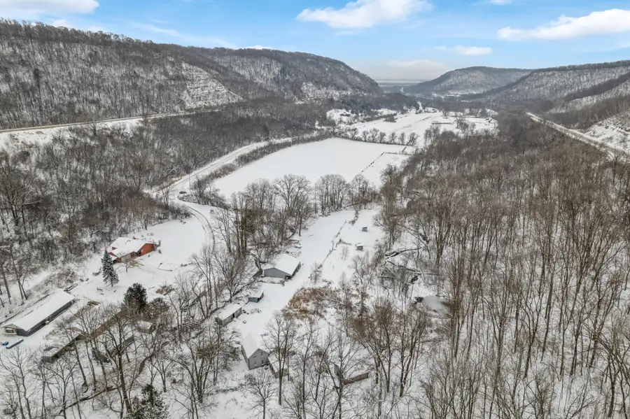 43513 Runaway Drive, Dakota, MN 55925 - Image #2