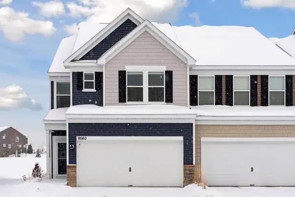 9560 4th Street N, Lake Elmo, MN 55042