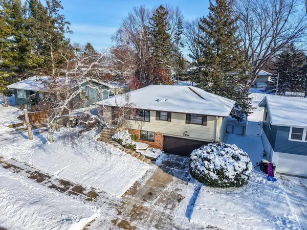 2104 21st Avenue Nw, Rochester, MN 55901