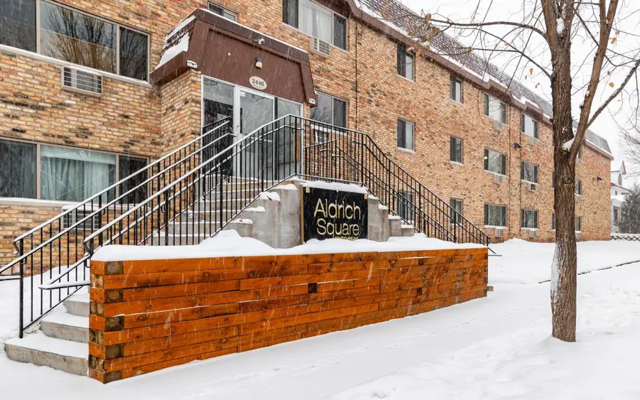 2446 Aldrich Avenue S #105, Minneapolis, MN 55405 - Image #2