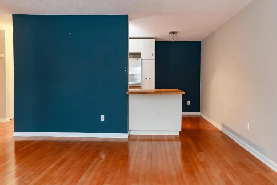 2446 Aldrich Avenue S #105, Minneapolis, MN 55405 - Image #3