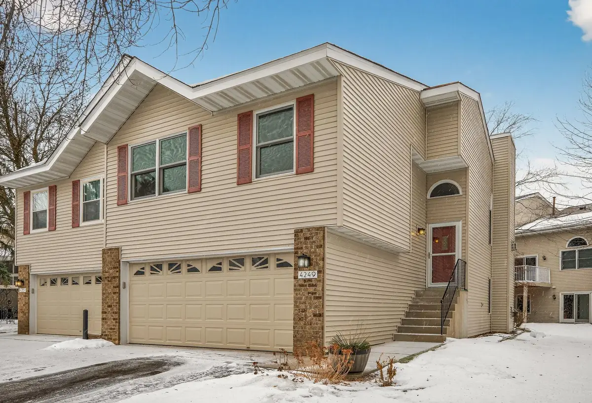 4249 Boulder Ridge Point, Eagan, MN 55122 - #1
