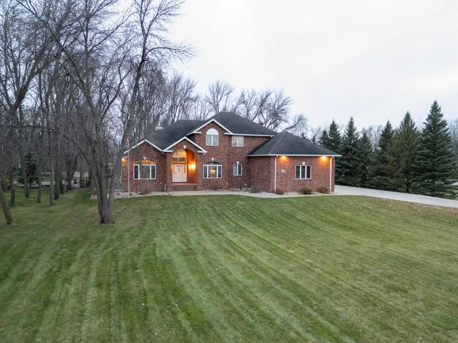 106 50th Avenue E, West Fargo, ND 58078 - Image #3