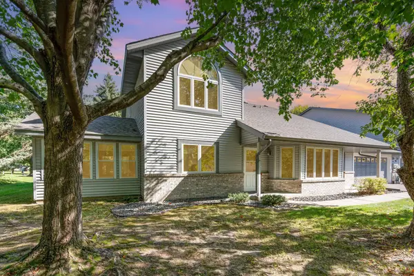 2523 Sumac Ridge, White Bear Lake, MN 55110