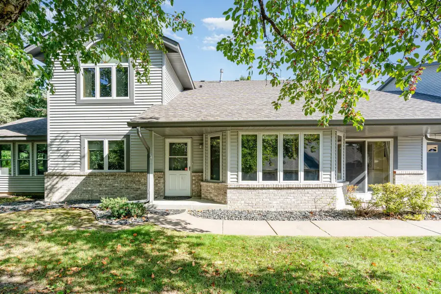 2523 Sumac Ridge, White Bear Lake, MN 55110 - Image #2