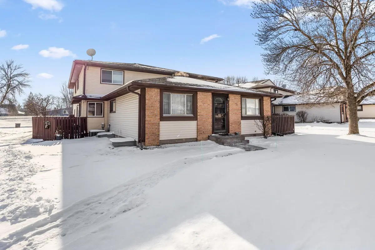 6317 83rd Court N, Brooklyn Park, MN 55445 - Image #1