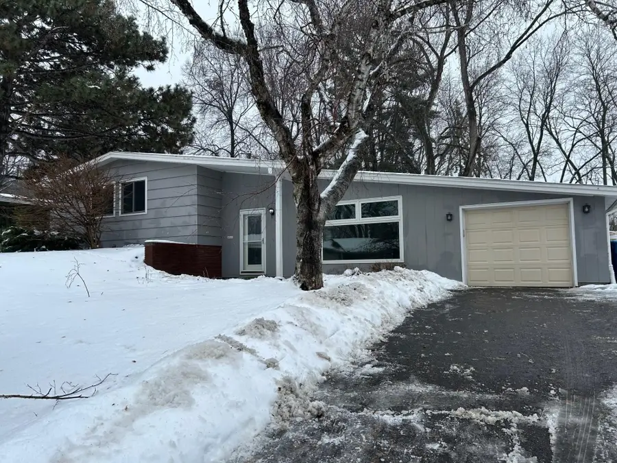 2366 Oak Lane, White Bear Lake, MN 55110 - Image #2