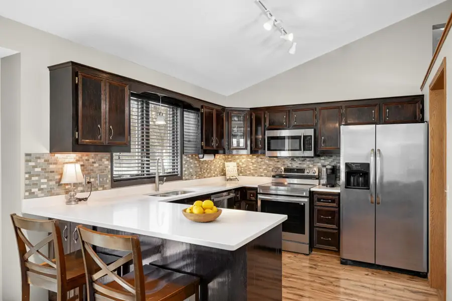 1251 Lake Susan Hills Drive, Chanhassen, MN 55317 - #2