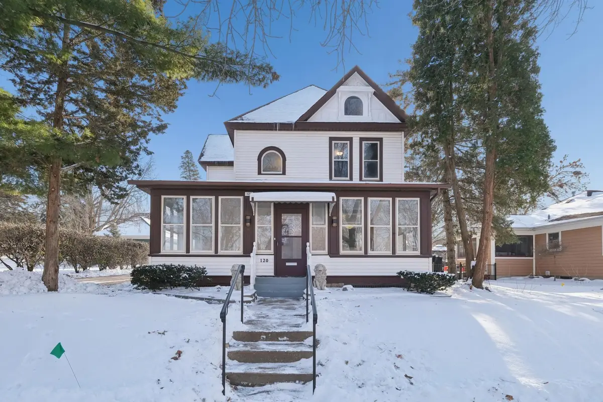 120 4th Avenue E, Shakopee, MN 55379 - Image #1