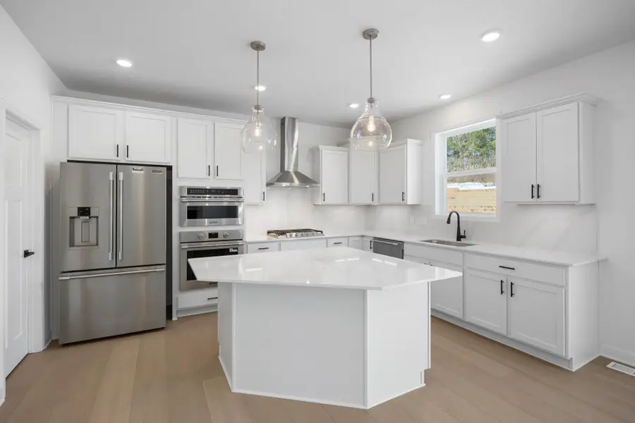 8704 Periwinkle Boulevard, Woodbury, MN 55129 - Image #2