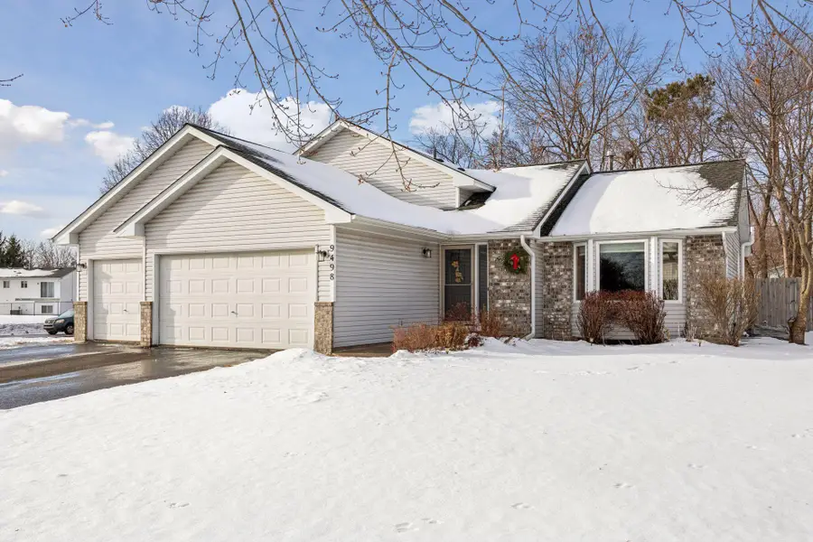 9498 Hamlet Avenue S, Cottage Grove, MN 55016 - Image #2