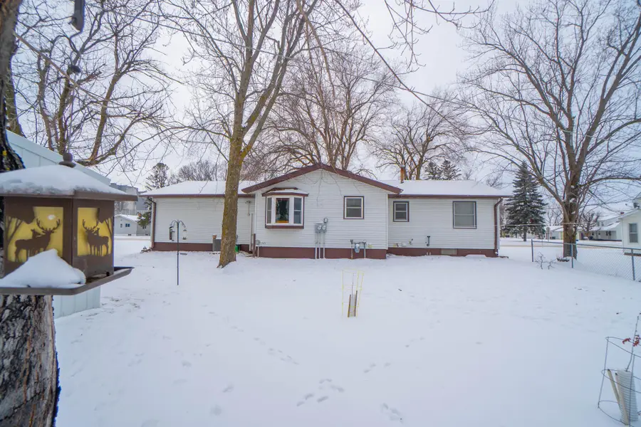 332 4th Street Nw, Perham, MN 56573 - Image #3