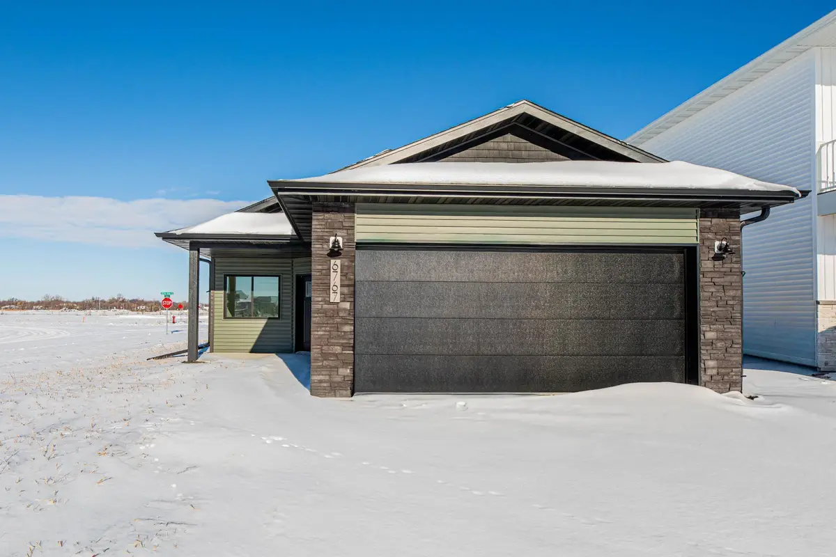 6767 66th Avenue S, Horace, ND 58047 - Image #1