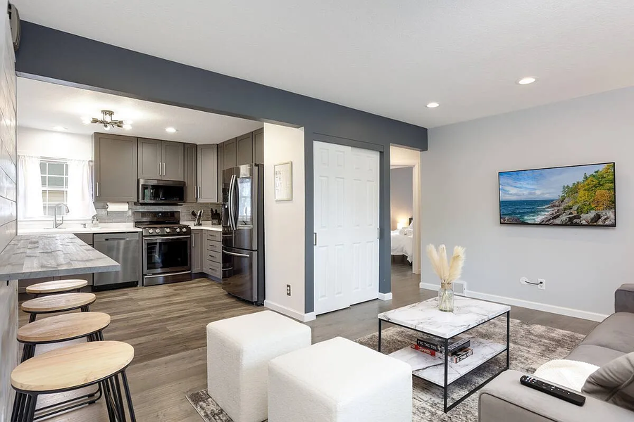 5656 Zane Avenue N, Crystal, MN 55429 - Image #2