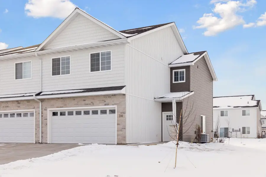 628 Franklin Street, Roberts, WI 54023 - Image #2