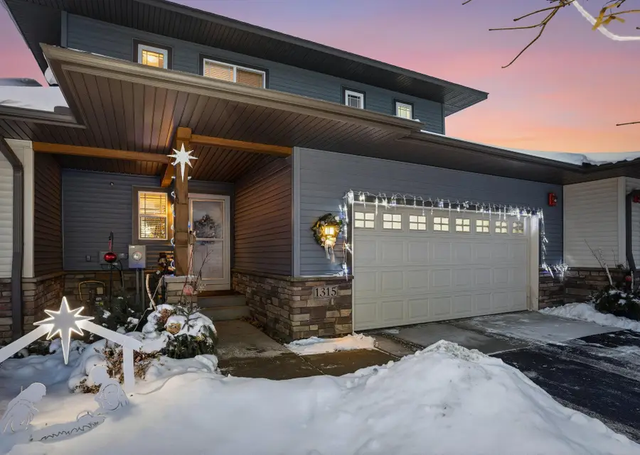 1315 Lylewood Parkway, Carver, MN 55315 - Image #3