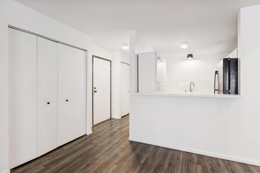 4625 Minnetonka Boulevard #102, Saint Louis Park, MN 55416 - Image #3