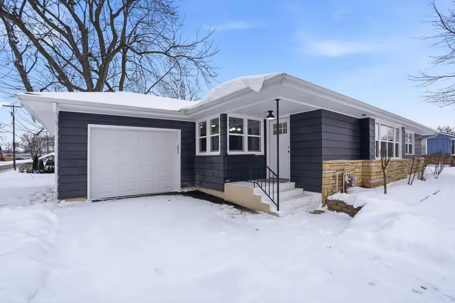 20685 Holiday Avenue, Lakeville, MN 55044 - Image #2