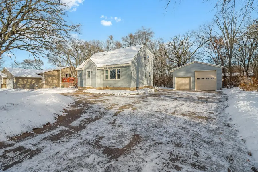 10531 Jay Street Nw, Coon Rapids, MN 55433 - Image #2